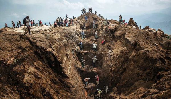 Imagen de una mina congoleña. Foto: tecnologíalibredeconflicto.org,